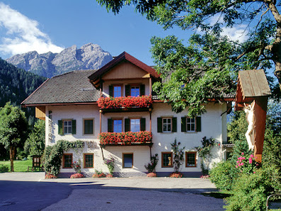 Gasthof Dolomiten Schmieden 39, 39030 Braies BZ, Italia