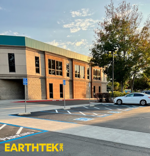 EARTHTEK Grading and Paving