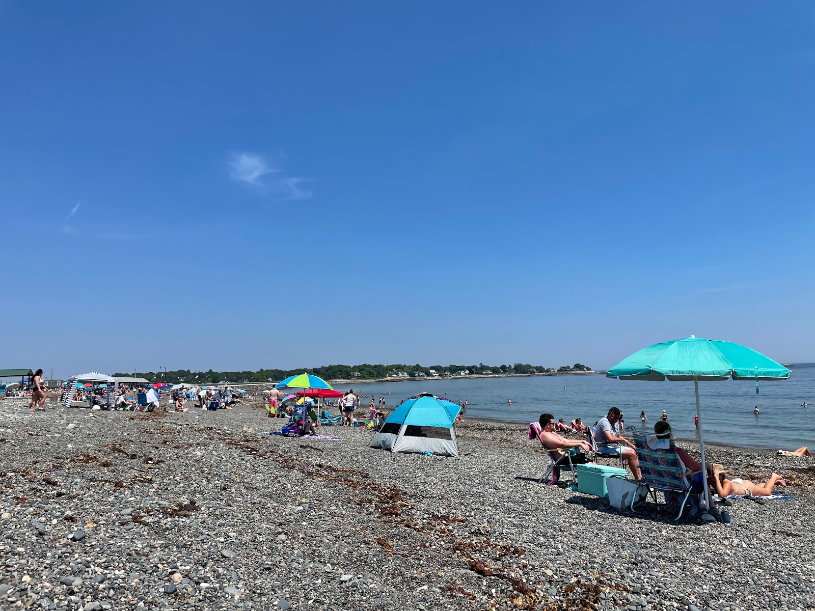 Photo of Devereux beach amenities area