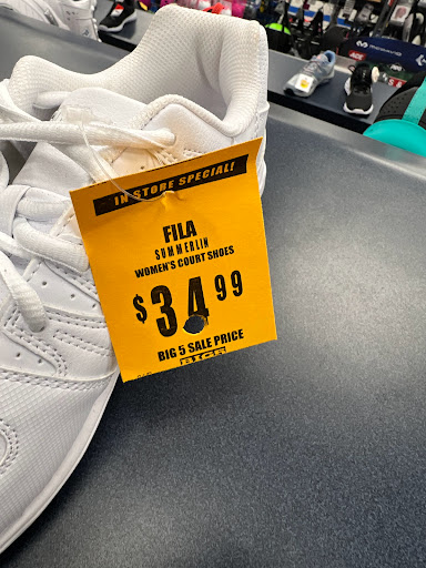 Sporting Goods Store «Big 5 Sporting Goods - Bakersfield», reviews and photos, 3203 Mall View Rd, Bakersfield, CA 93306, USA