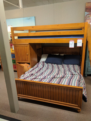 Furniture Store «Value City Furniture», reviews and photos, 9070 Dixie Hwy, Louisville, KY 40258, USA