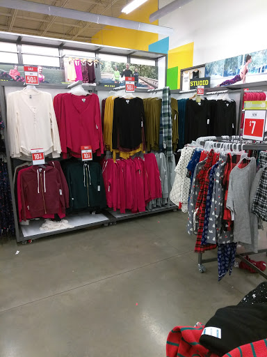 Shopping Mall «Waugh Chapel Towne Centre», reviews and photos, 1417 S Main Chapel Way, Gambrills, MD 21054, USA