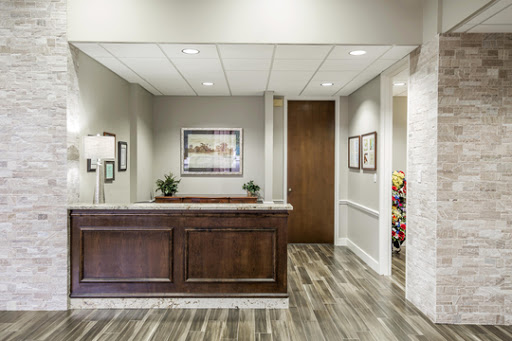 Funeral Home «Earthman Resthaven Funeral Home», reviews and photos, 13102 North Fwy, Houston, TX 77060, USA