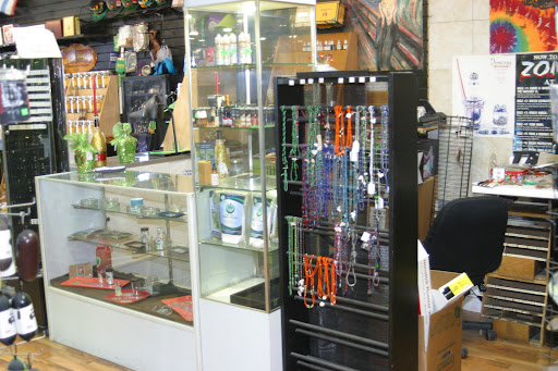 Tobacco Shop «Hypnotized Smoke Shop», reviews and photos, 2967 Patterson Rd, Florissant, MO 63031, USA