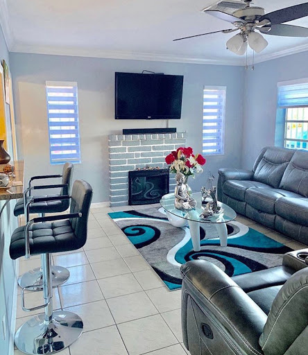 Furniture Store «Coco Furniture Gallery», reviews and photos, 1000 E 23rd St, Hialeah, FL 33013, USA