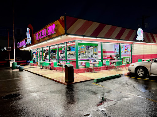 Ice Cream Shop «La Michoacana Premium Pilsen», reviews and photos, 1855 S Blue Island Ave, Chicago, IL 60608, USA