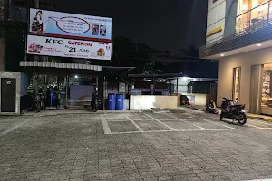 KFC Simpang Sutomo Medan image