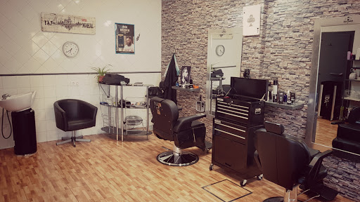 CHIAS BARBER en San José de La Rinconada, Sevilla