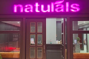 Naturals Salon image