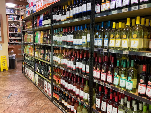 Liquor Store «Franklin Liquor & Deli», reviews and photos, 28500 Franklin Rd, Southfield, MI 48034, USA