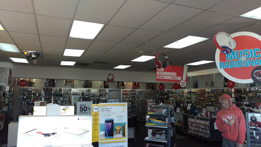 RadioShack, 863 S Centerville Rd, Sturgis, MI 49091, USA, 