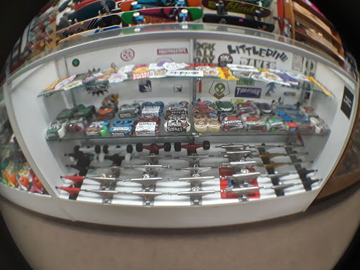 Bicycle Store «ADT Bike & Skate Shop (Arc De Triomphe Inc)», reviews and photos, 114-01 Jamaica Ave, Richmond Hill, NY 11418, USA