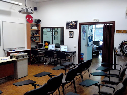 AUTOESCUELA CAMPANAR en Valencia provincia Valencia