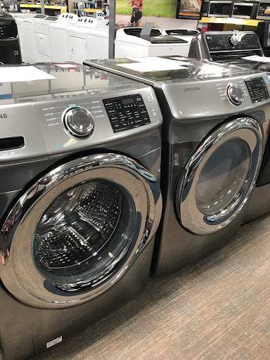 Electronics Store «Best Buy», reviews and photos, 3401 Raleigh Rd Pkwy W #5D, Wilson, NC 27896, USA
