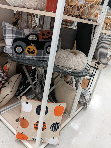 Department Store «Burkes Outlet», reviews and photos, 120 US-17 BUS, Surfside Beach, SC 29575, USA