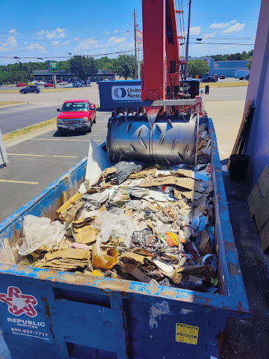 Shopping Mall «Town & Country Shopping Center», reviews and photos, 2615 N Kansas Expy, Springfield, MO 65803, USA