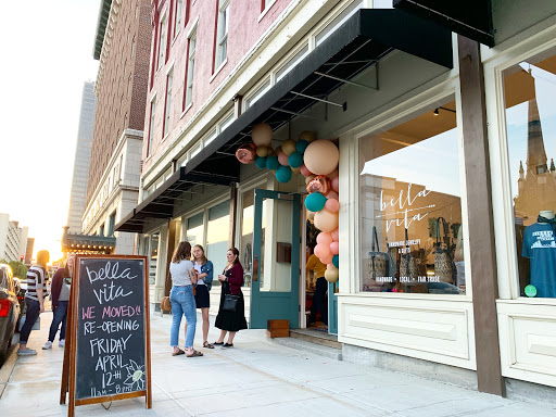 Bella Vita Jewelry & Gifts, 523 S Louisiana St #175, Little Rock, AR 72201, USA, 