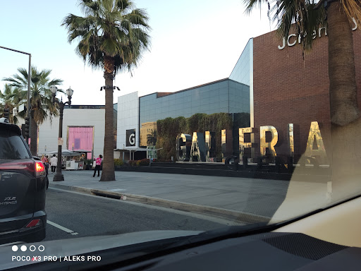 Movie Theater «Pacific Theatres», reviews and photos, 322 Americana Way, Glendale, CA 91210, USA