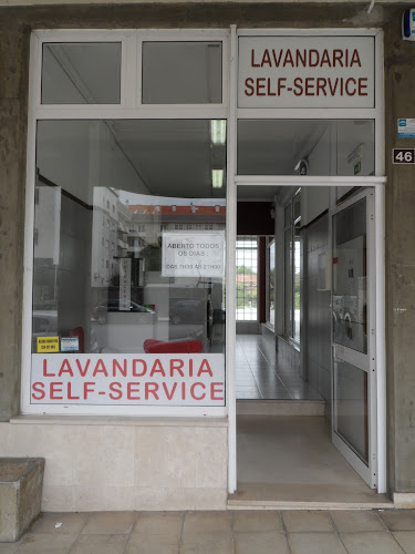 Comentários e avaliações sobre o Lavandaria Self-service Barrocas