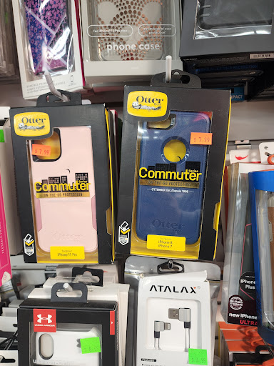 Department Store «Santa Fe Seconds», reviews and photos, 8615 Long Beach Blvd, South Gate, CA 90280, USA