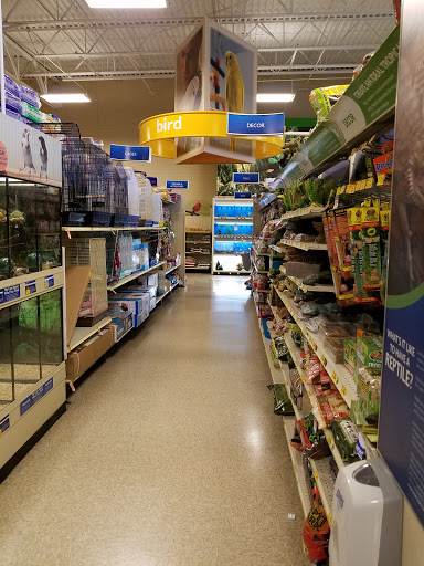 Pet Supply Store «PetSmart», reviews and photos, 5005 S 74th St, Greenfield, WI 53220, USA