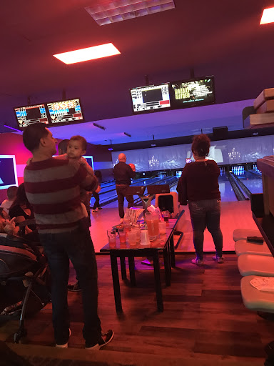 Bowling Alley «Bowlero Queens», reviews and photos, 69-10 34th Ave, Woodside, NY 11377, USA