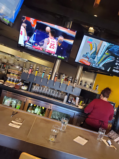 Shopping Mall «Mercado Del Lago Mall», reviews and photos, 8320 N Hayden Rd, Scottsdale, AZ 85258, USA