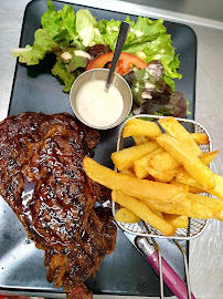 Plats et boissons du Restaurant Brasserie Le Victor Hugo à Saint-Ouen-sur-Seine - n°10