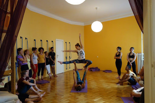 Yoga classes for children Budapest