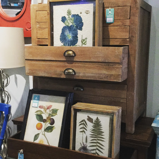 Furniture Store «Nadeau - Furniture with a Soul», reviews and photos, 7400 Kenwood Rd, Cincinnati, OH 45236, USA