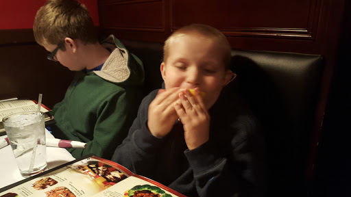 Chinese Restaurant «Rainbow Garden», reviews and photos, 1402 S Neil St, Champaign, IL 61820, USA