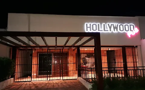 Hollywood Pub image