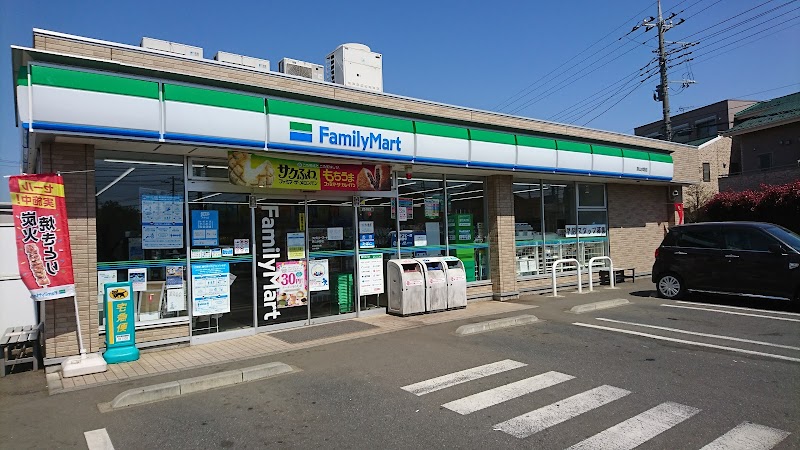 ファミリーマート 狭山水野店