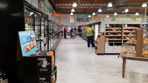 Supermarket «Save Mart Supermarkets», reviews and photos, 1449 E F St, Oakdale, CA 95361, USA