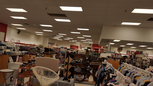 Department Store «T.J. Maxx», reviews and photos, 4070 Commonwealth Ave, Eau Claire, WI 54701, USA
