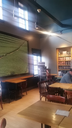 Coffee Shop «Starbucks», reviews and photos, 49 Main St, Freeport, ME 04032, USA