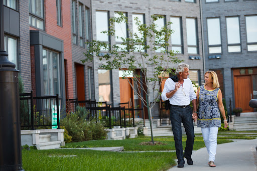 Les Développements Bois Franc - Condos et Maisons de ville à Ville Saint-Laurent