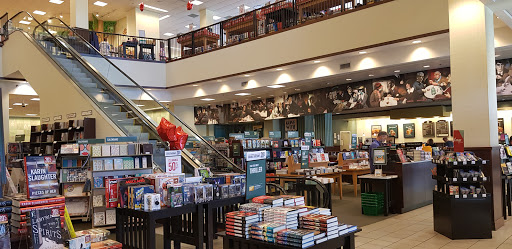 Book Store «Barnes & Noble Booksellers Ventura», reviews and photos, 4820 Telephone Rd, Ventura, CA 93003, USA