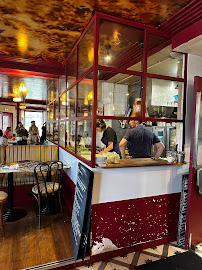 Atmosphère du Restaurant Café les Deux Gares à Paris - n°3