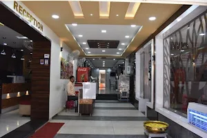 Hotel Royal Treat Kolhapur image