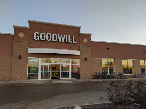 Thrift Store «Goodwill - Apple Valley», reviews and photos, 7320 153rd St W, Apple Valley, MN 55124, USA