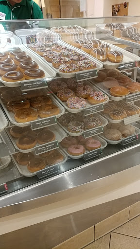 Bakery «Krispy Kreme Doughnuts», reviews and photos, 768 Ikea Ct #110, West Sacramento, CA 95605, USA