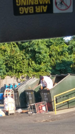 Supermarket «Western Beef Supermarket», reviews and photos, 605 Woodfield Rd, West Hempstead, NY 11552, USA