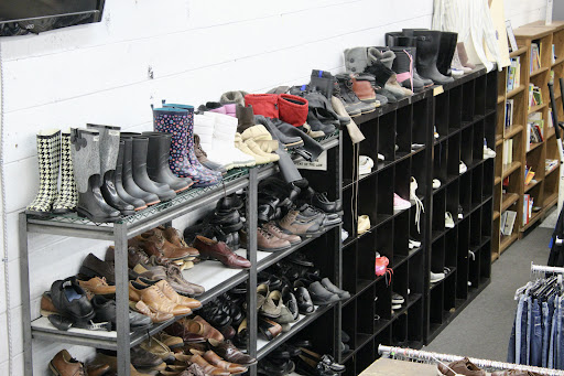 Thrift Store «The Main Place Thrift Store», reviews and photos, 1631 El Camino Real, Tustin, CA 92780, USA