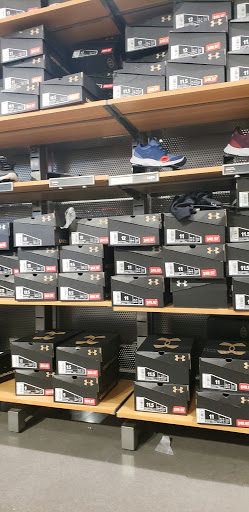 Outlet Mall «Tanger Outlet Daytona», reviews and photos, 1100 Cornerstone Blvd, Daytona Beach, FL 32117, USA