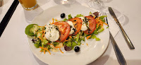 Salade caprese du Restaurant français Le Jardin du Roy à Paris - n°1