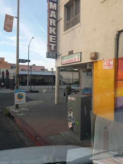 Lucky's Market & Water