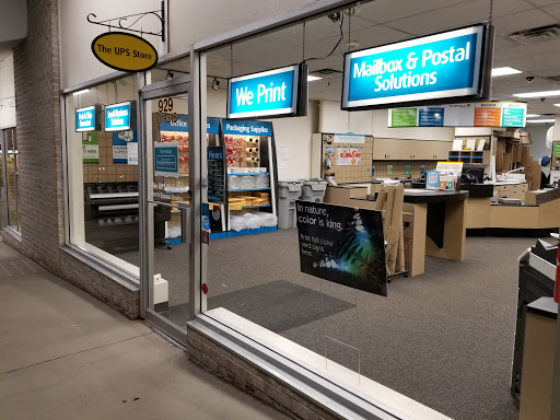 Shopping Mall «Parkway Shopping Center», reviews and photos, 929 S High St #22, West Chester, PA 19382, USA