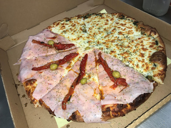 #1 best pizza place in Ontario - Furnos Pizza and empanadas