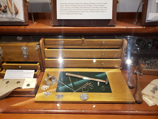 Jewelry Store «James Avery Jewelry», reviews and photos, 145 Avery Road North, Kerrville, TX 78028, USA